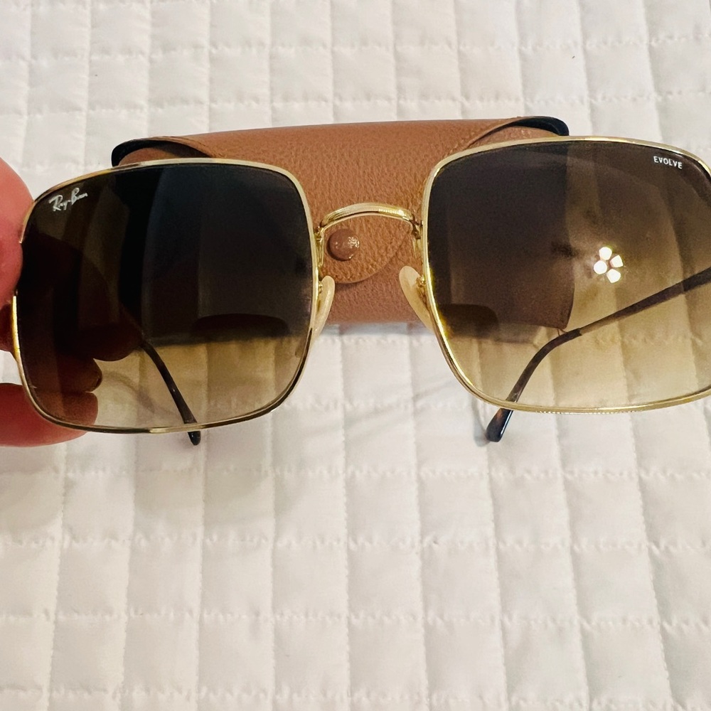 Ray-Ban Gold and Brown Aviator Sunglasses